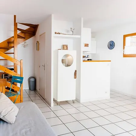 Pavillon Familial A Narbonne-plage, Terrasse, Solarium, Parking Prive, 6 Couchages, Proche - Fr-1-409-97 *